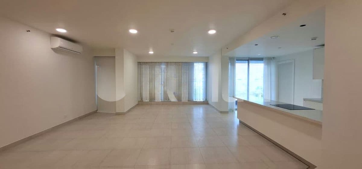 CCC - 03 Bedroom Unfurnished Apartment for Sale in Colombo 02 (A6145)