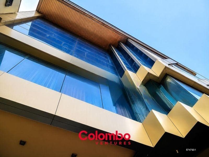 Colombo 4 Building – 22,000 sqft Main Road Frontage Modern Building for SALE – Colombo 4 (Bambalapitiya)