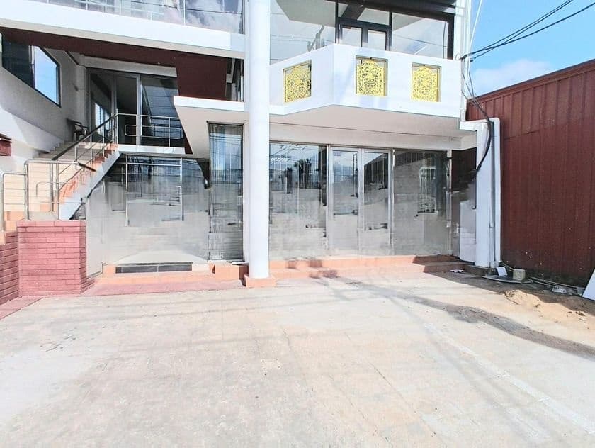 4 Story Building for Rent Facing Main Road Nugegoda