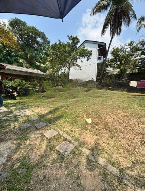 Rajagiriya - Moragasmulla Road 35 Perches of Commercial Land for Sale