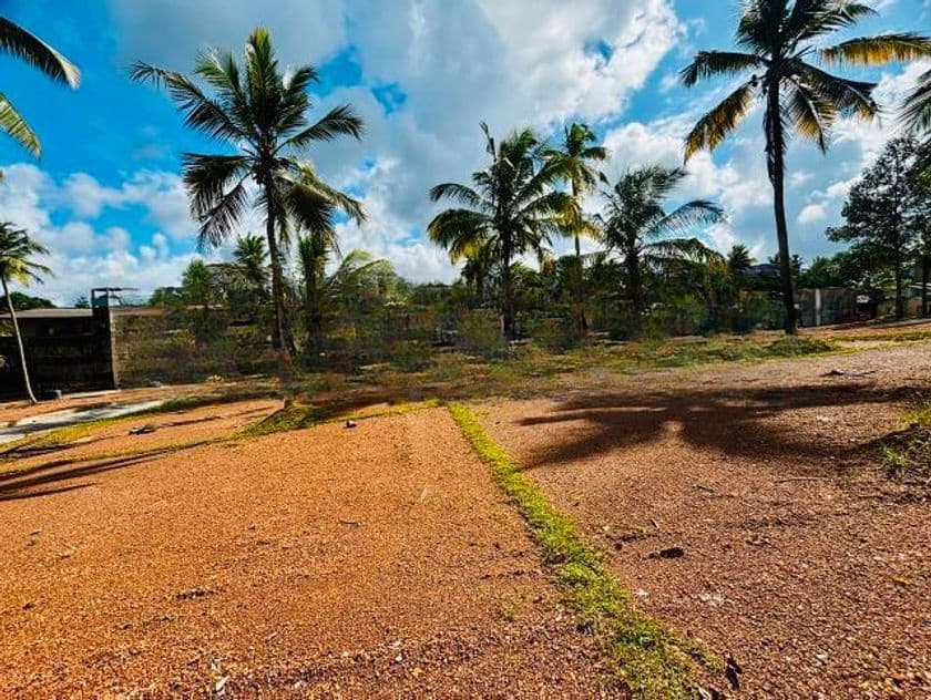 Piliyandala Kesbewa Land Plots for Sale