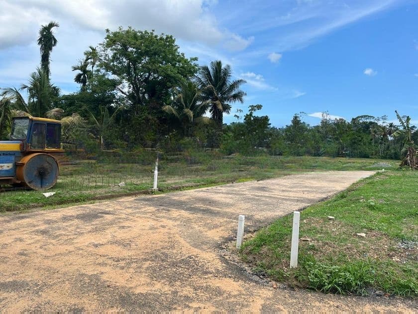 කහතුඩුවෙන්ම සුපිරි බිම්කොටස් පදිංචියට