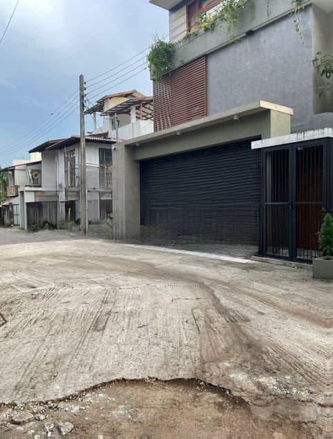 Super Land for Sale in Palawatte Kandewatta Road Ds 4450