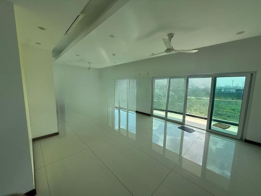 Luxury Apartment For Sale In Sky Garden Rajagiriya
