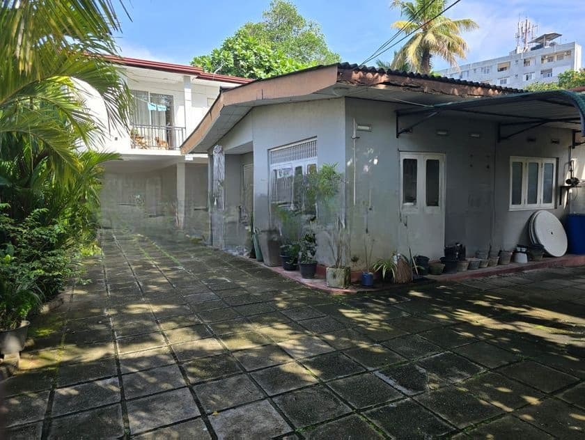 House for Sale in Dehiwala (C7-10226)