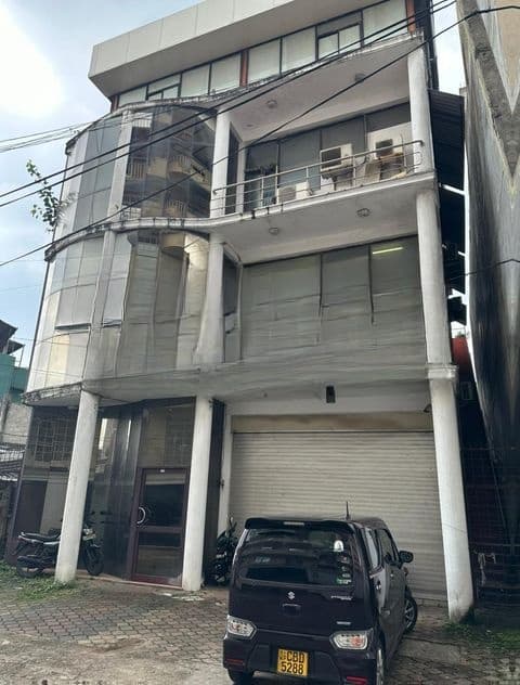 3 Storey Commercial Building for Sale in Colombo 5