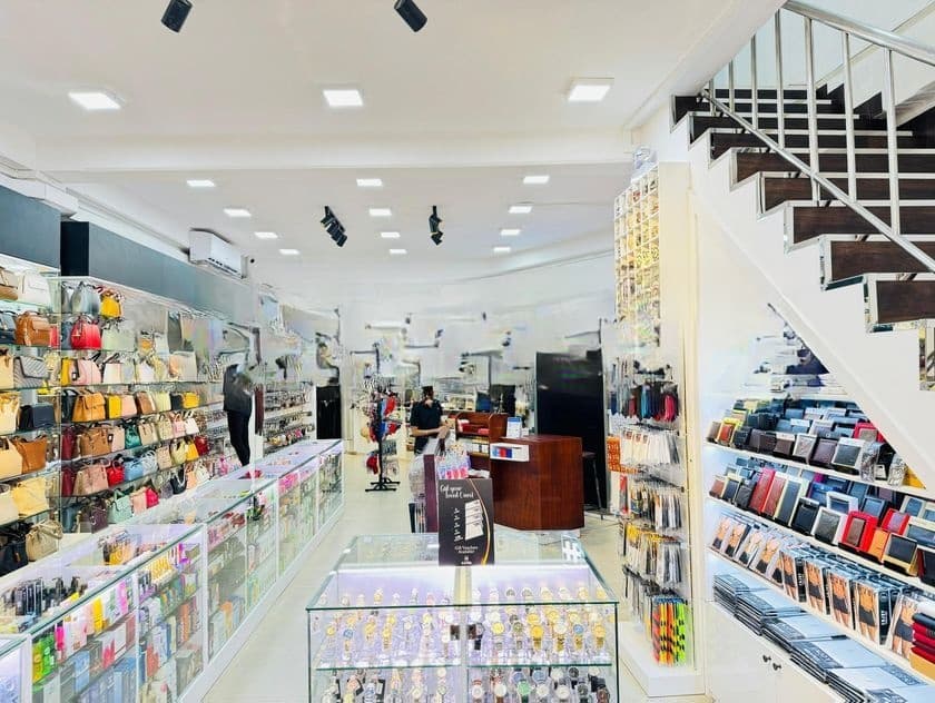 3 STORIED COMMERCIAL BUILDIND FOR RENT COLOMBO 2 AS2697