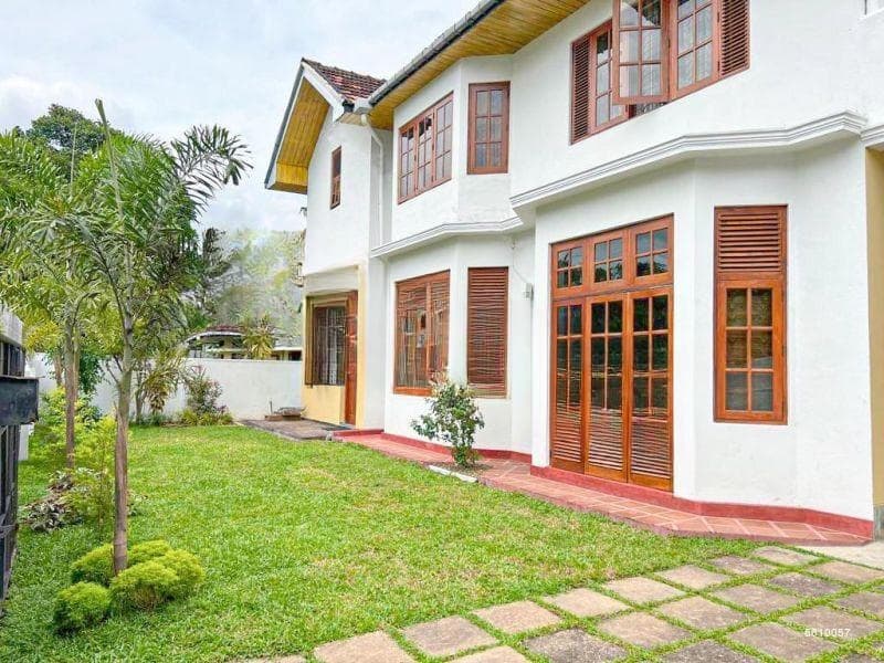 4BR Two-storey House for Sale in Jayanthipura, Battaramulla (SH 14632)