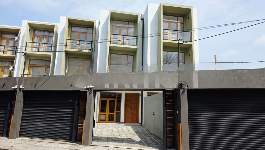Brand New Luxury House For Sale - Nugegoda (5Bd)