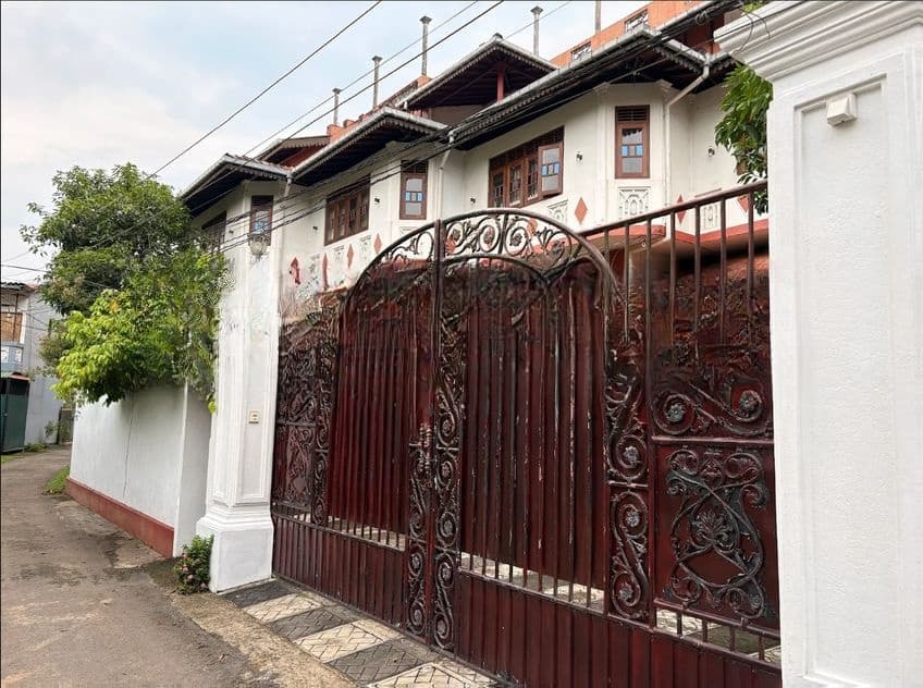 Short Term Rooms Rent in Karapitiya