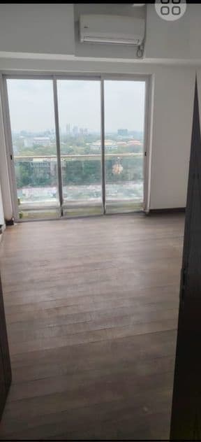 Blue Ocean Apartment for Sale in Colombo 3