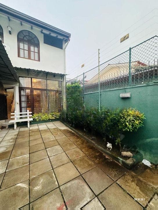 House for Sale in Colombo 5
