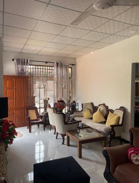 two story house for sale in colombo 4 Ds40807