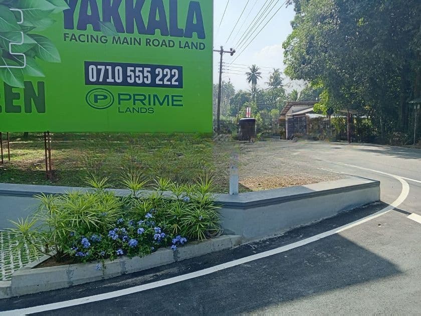 Land In Yakkala Town