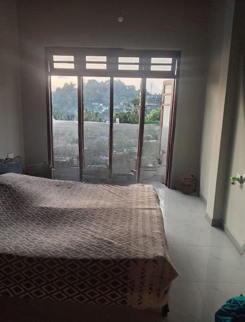 House Upper Floor Rent - Kandy City