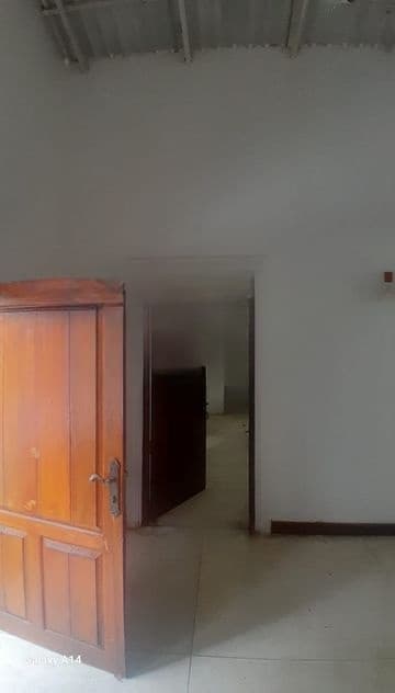 Homagama - 04 Bed Room House on 10.65 Perches of Land for Sale