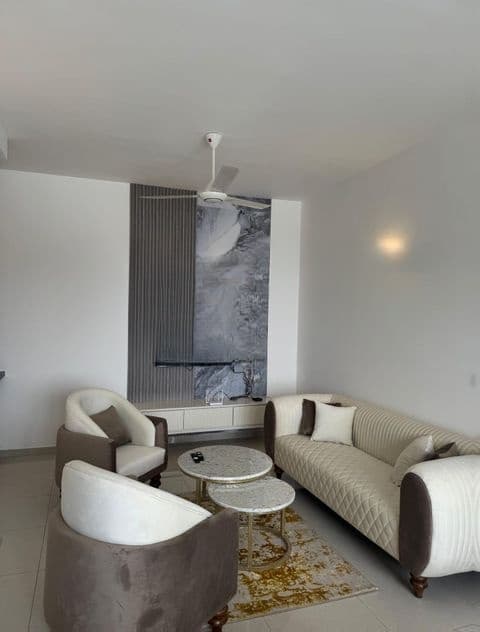 Prime Bella 2 Bedrooms Furnished Apartment Rent - Rajajgiriya