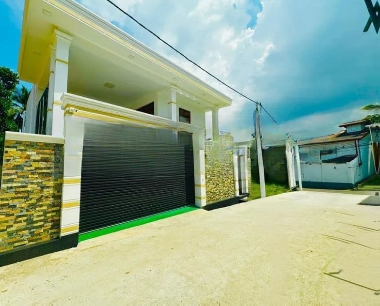 Supar Brand New Three Storey House for Sale in Bokundar