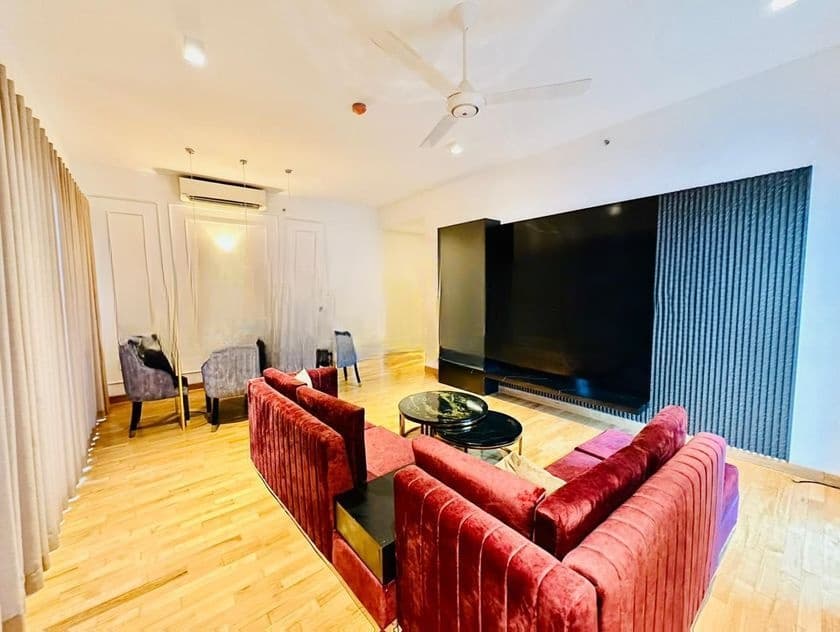 Luna Tower 2 Bedrooms Apartment Furnished Rent - Colombo 02