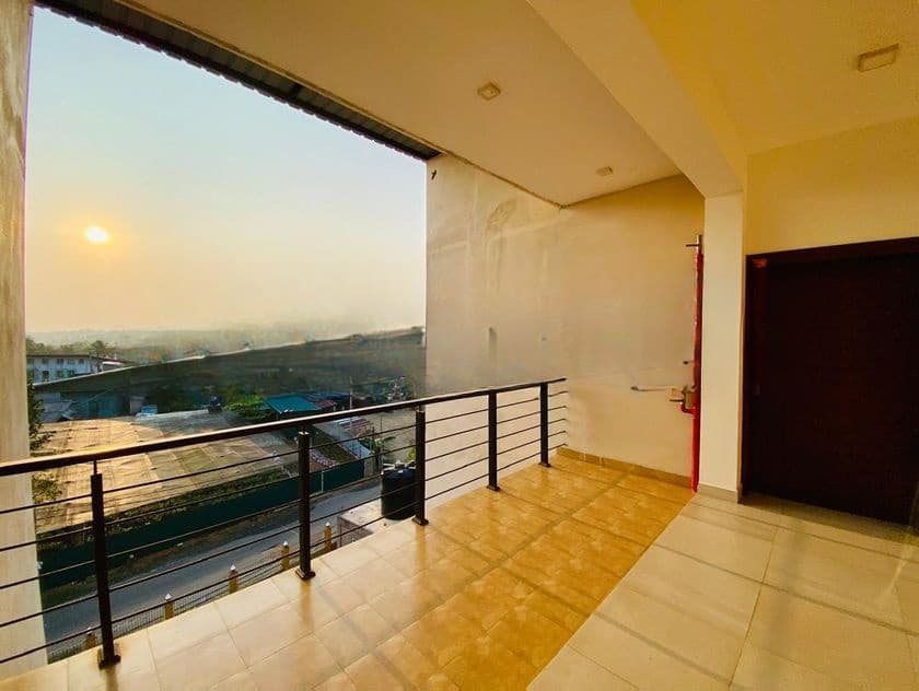 Brand New 2BR Apartment for Sale in Athurugiriya (With Pool and Gym)