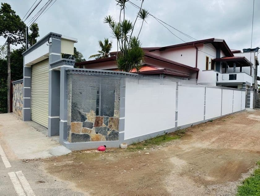 Brand New Solid Modern Super 2 Storey House - Piliyandala