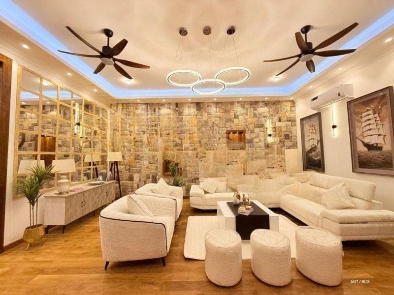 Luxury House for Sale – Palawaththa, Battaramulla | LKR 255,000,000 (EM140JS)