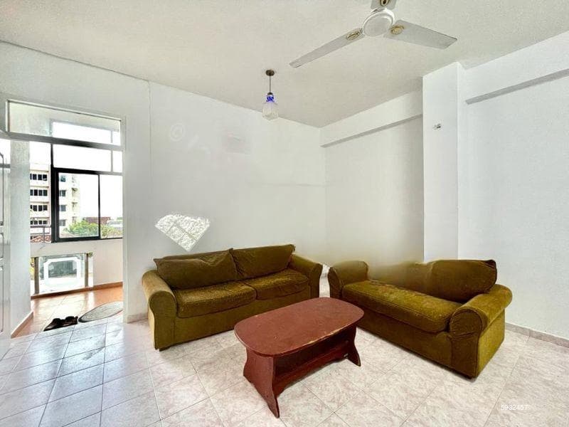 Wellawatta Fully Furnished 2-Bedroom Apartment for Short-Term Rent. (Property Code: CSH301)