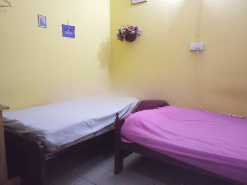 Sharing Room for Rent in Colombo 05 (Girls Only)
