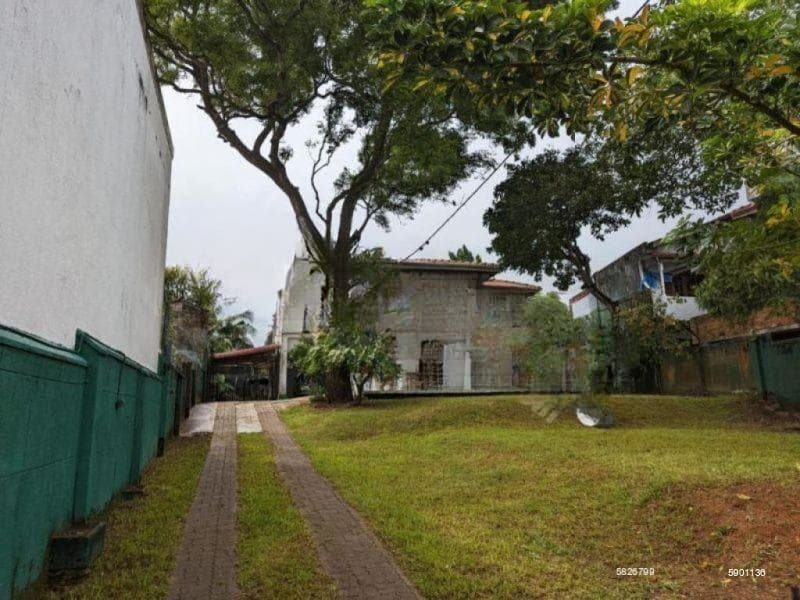 Land with Spacious House for Sale in Navinna, Maharagama – 42 Perches | LKR 150 Million | KO-860