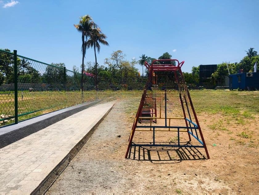 කුරුණෑගල මල්කඩුවාවෙන් ඉඩමක් විකිණීමට