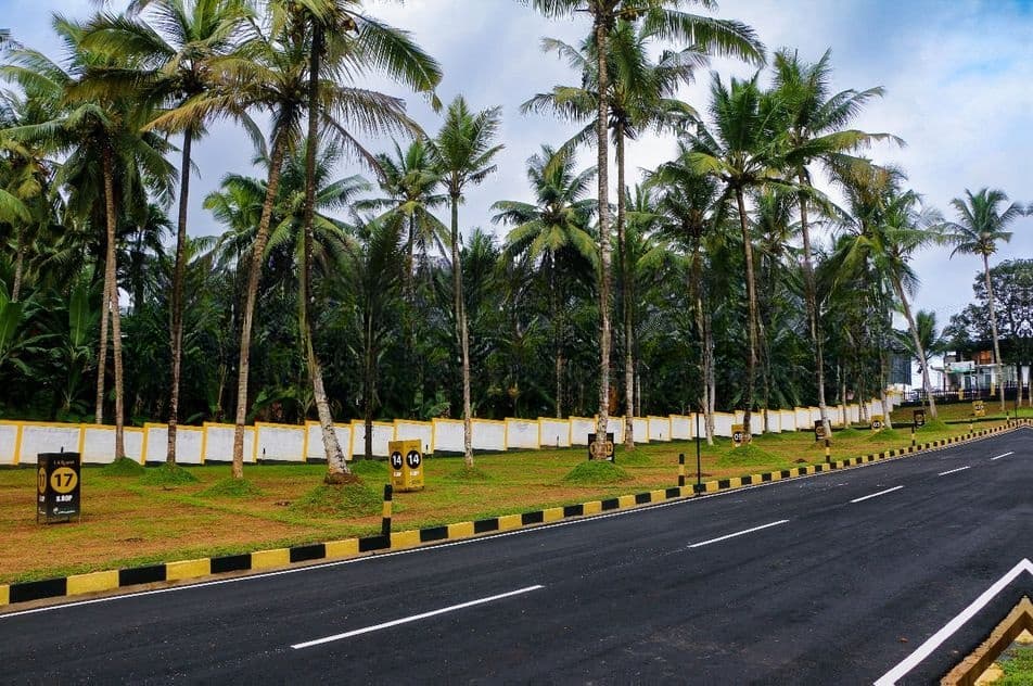 Kiriwaththuduwa Lands For Sale
