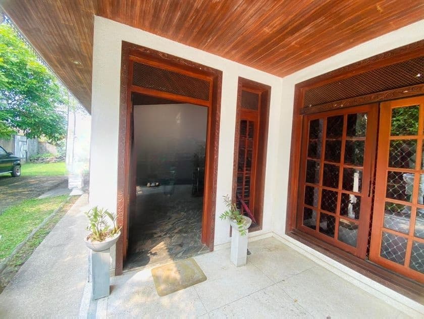 House for sale in Malabe ( Thalahena )