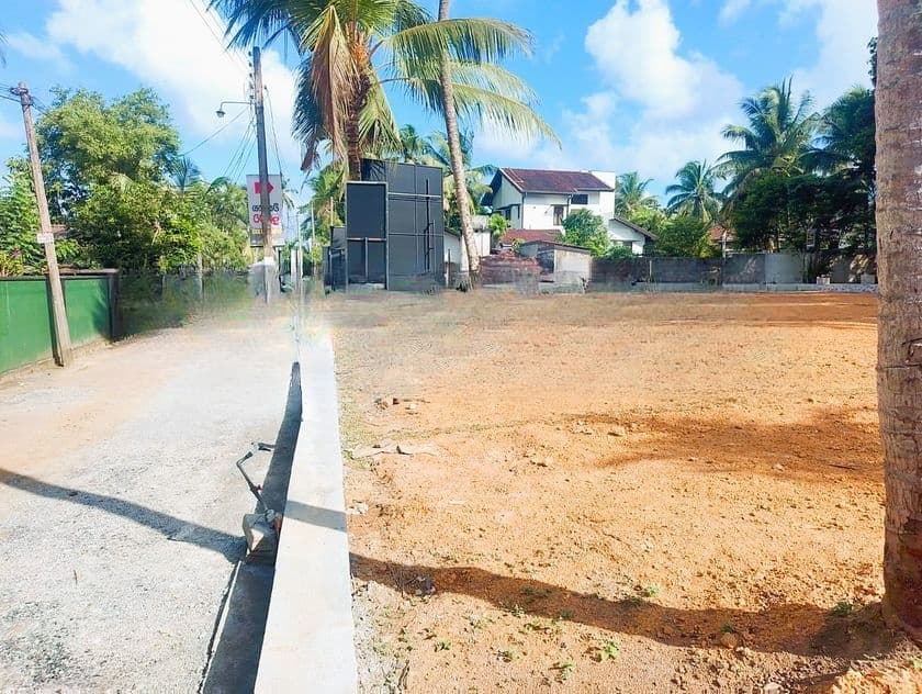 ගලවිලවත්ත හෝමාගම සුන්දර වටපිටාවක අගනා බිම් කොටස්