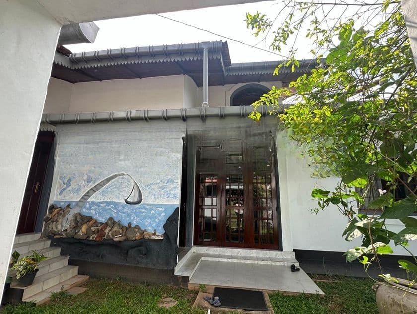 Spacious 5-Bedroom House for Sale – Ja-Ela, Ekala