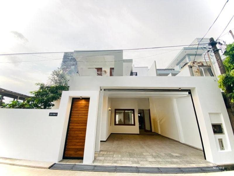 (PR1112)Luxury Brand New House for Sale in Athurugiriya
