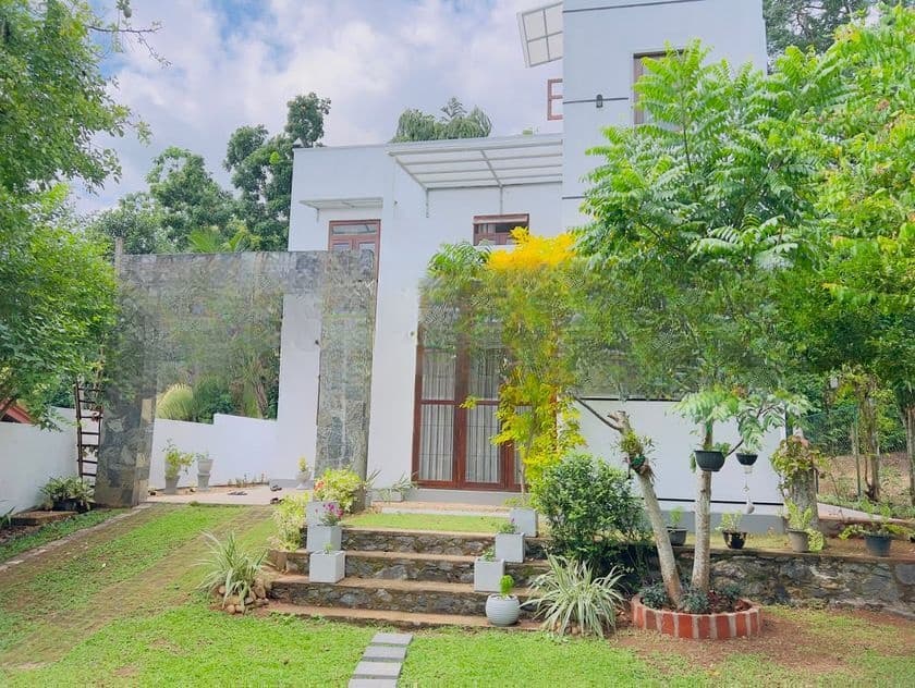 Two Storied Luxury House Sale Athurugiriya