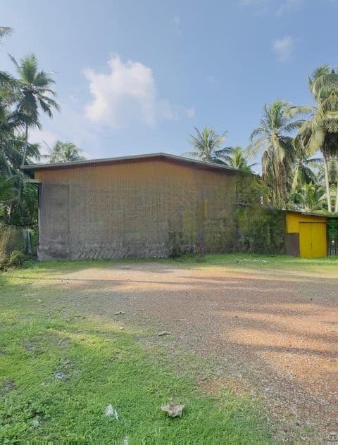 Kadawatha, Unfurnished Warehouse Commercial property For Rent (MGG003)
