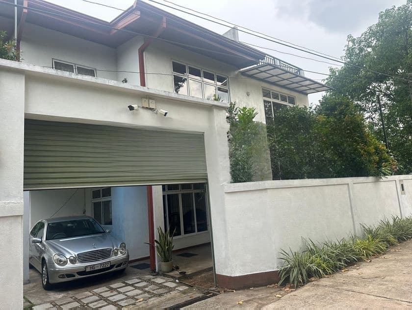 13.9 Perches 4 Bedrooms House For Sale Athurugiriya Korathota
