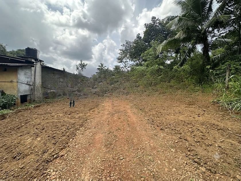 (YS-1122) Valuable Residential Bare Land Sale in Homagama