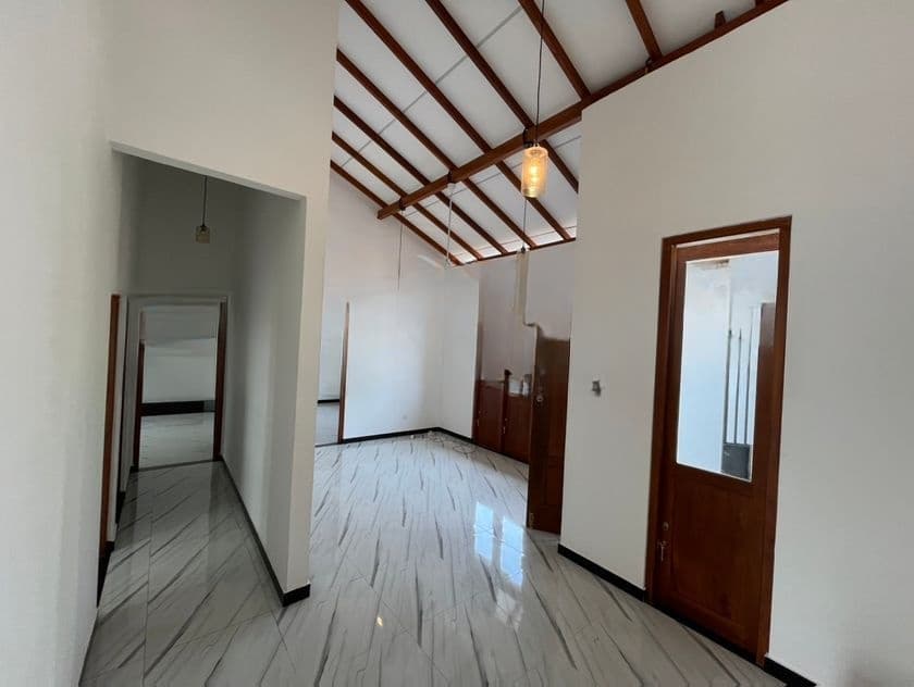 Piliyandala Polgasowita Brand New Modern House for Sale