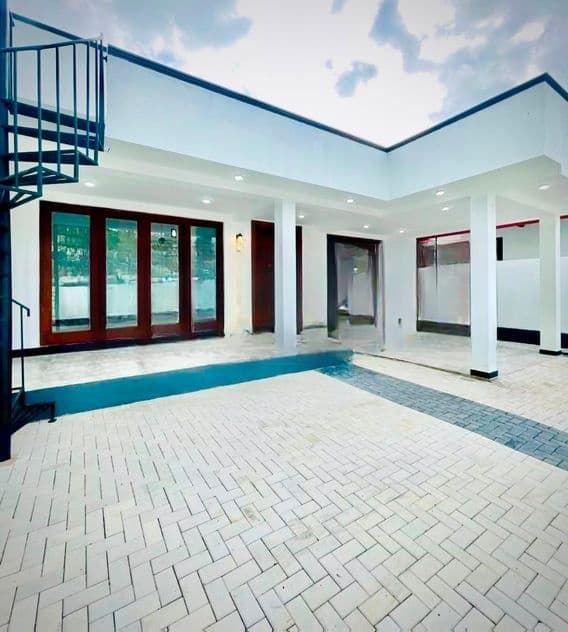 Modern Single Storey Home | 11 Perches Habarakada