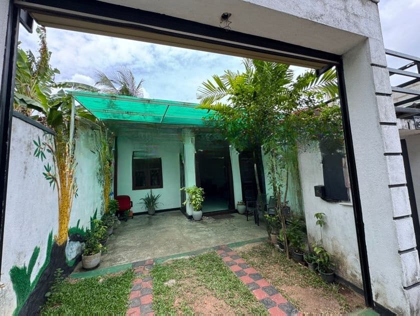 Newly Build House for Sale in Piliyandala
