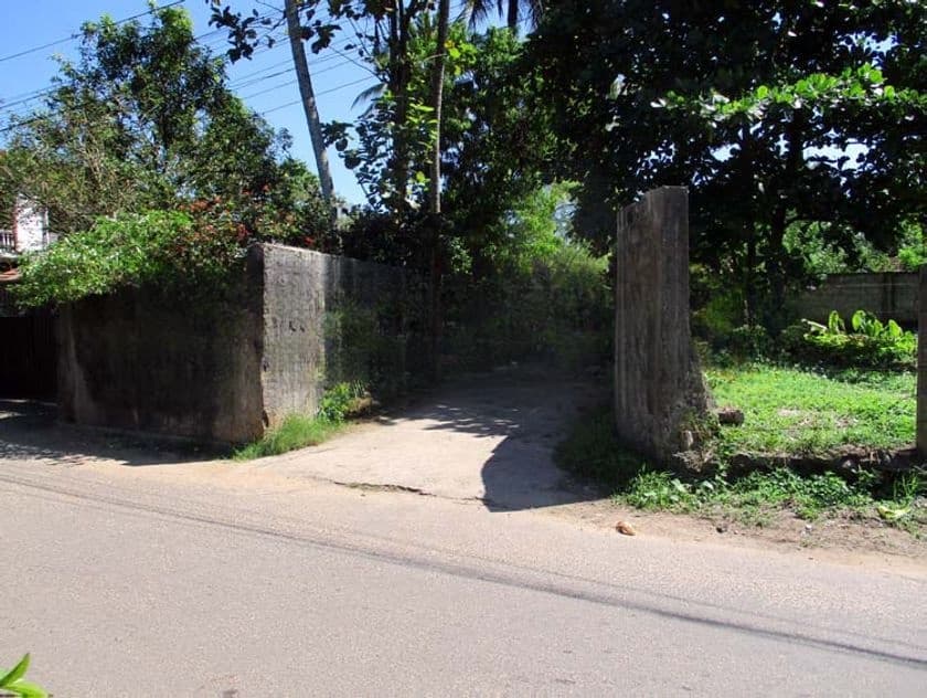 Residential Land for Sale in Wijerama Rd Gampaha.