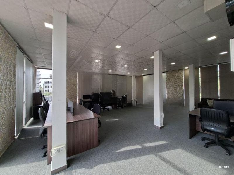 Commercial Office Space for Rent in Colombo 05 | Monthly Rent LKR 250,000 Per Floor (CP4824)