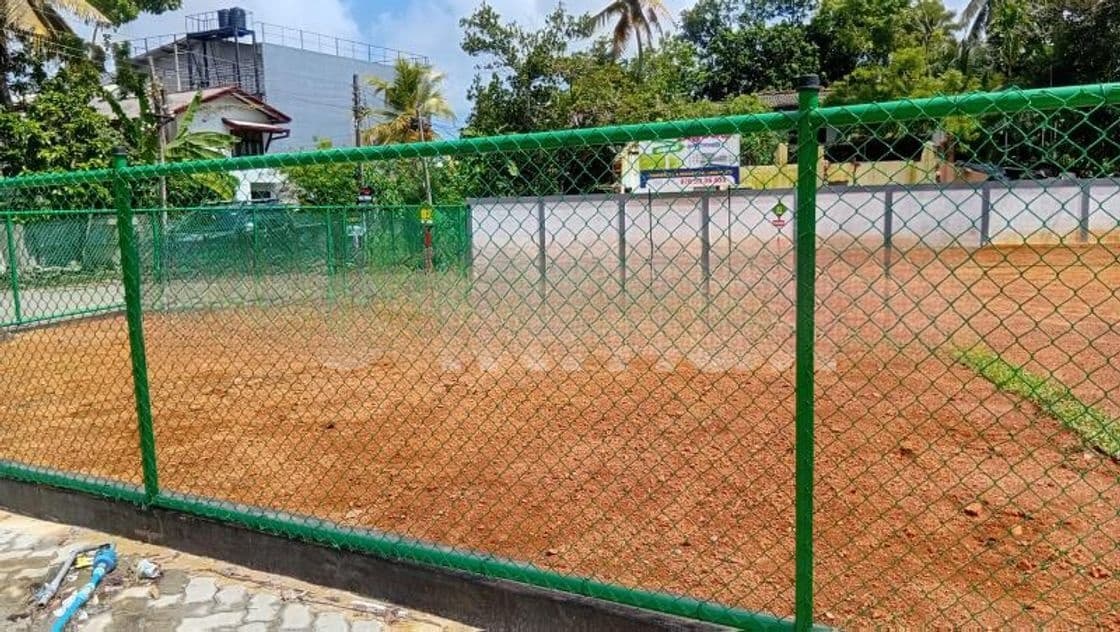 පැලවත්තේන් අගනා ඉඩමක්