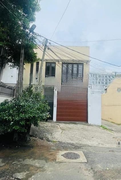 Two Storied House for Sale in Off Highlevel Road Nugegoda