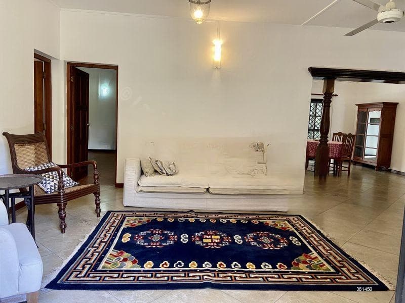 Colombo 7 | Gregorys Rd | Luxury house | 3 Bedrooms | Close to Schools & Embassies | $2200 Negotiable