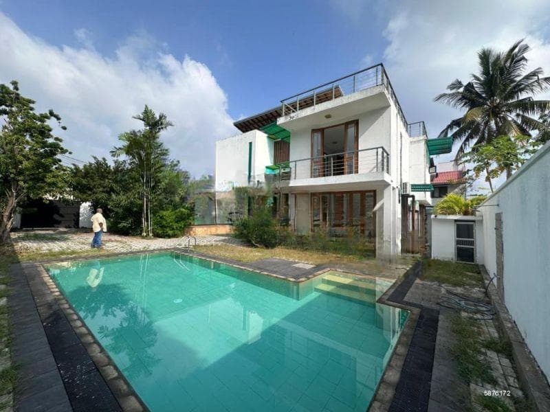 4 Bedroom House for Rent in Battaramulla, R220999