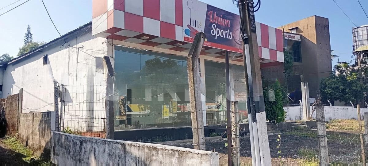 Prime Land for Sale in Nugegoda – Facing Main Road
