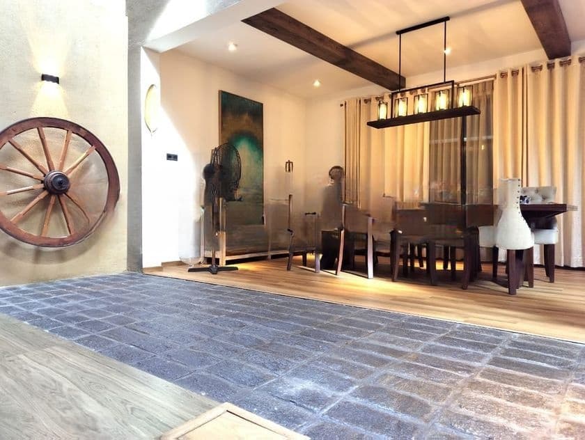 Fully Furnitured Luxury House for Sale in Colombo 5